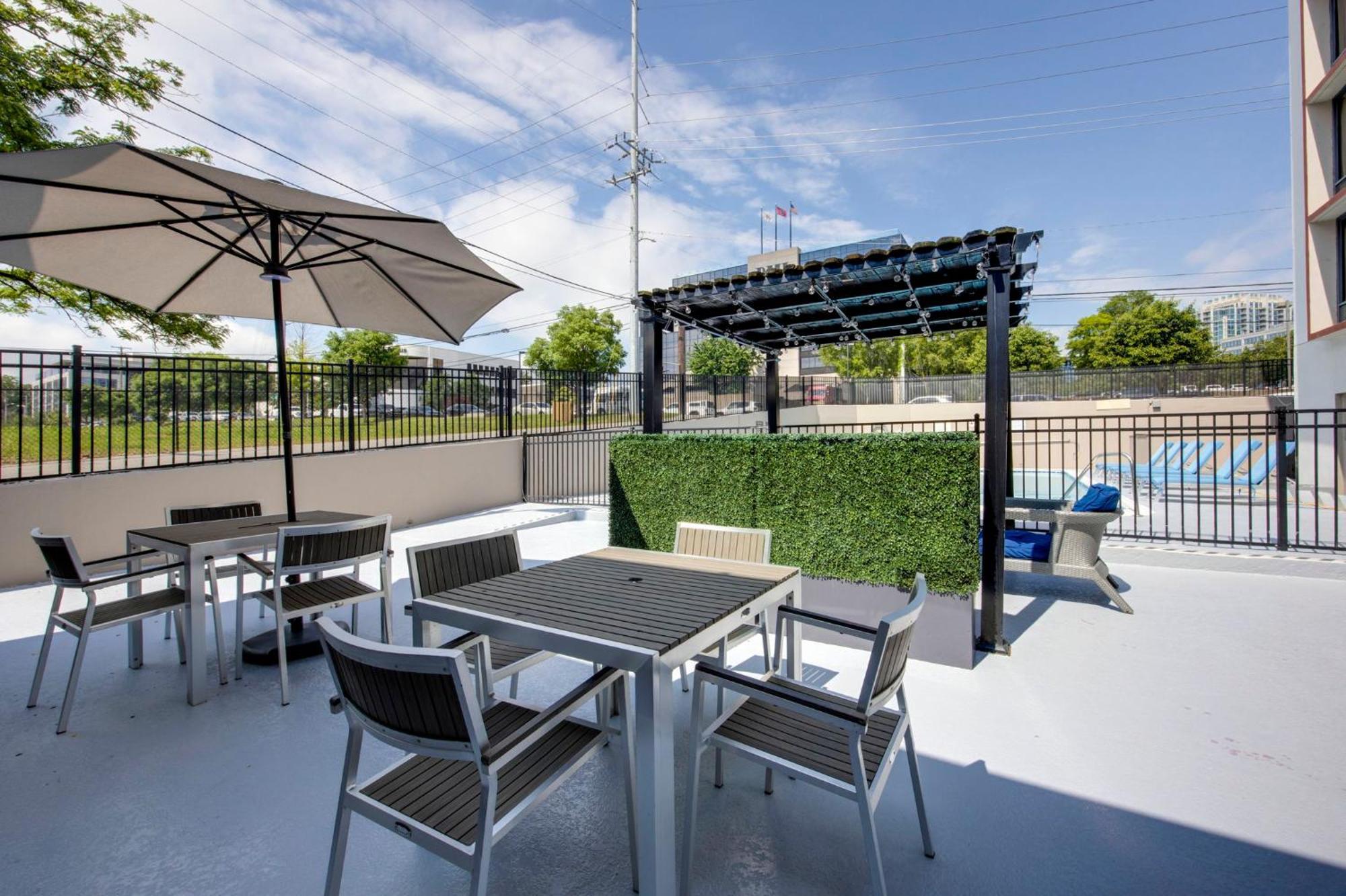 Best Western Downtown Plus Music Row Нэшвилл Экстерьер фото