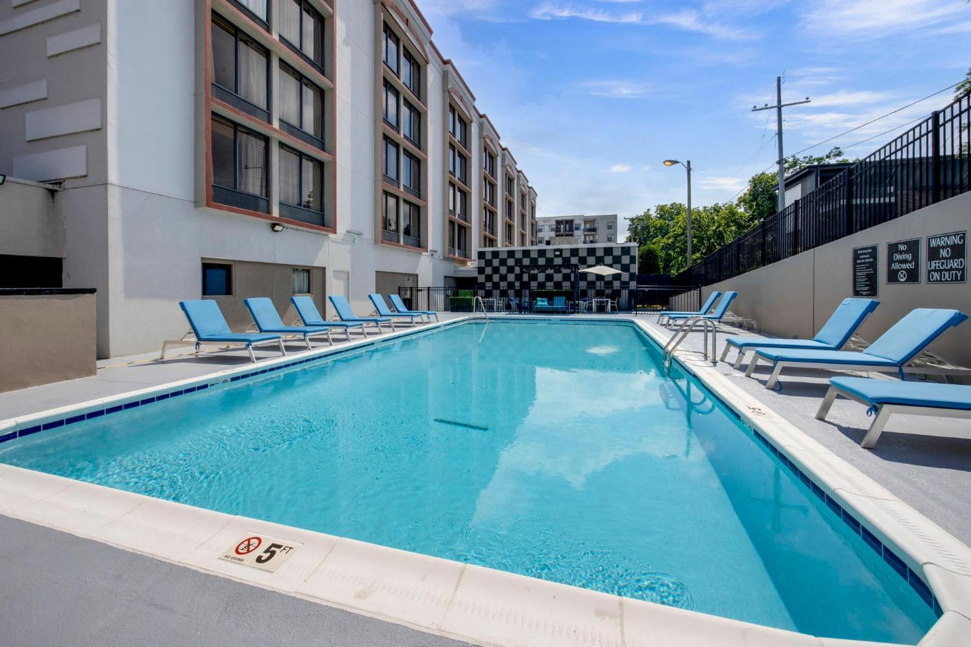 Best Western Downtown Plus Music Row Нэшвилл Экстерьер фото