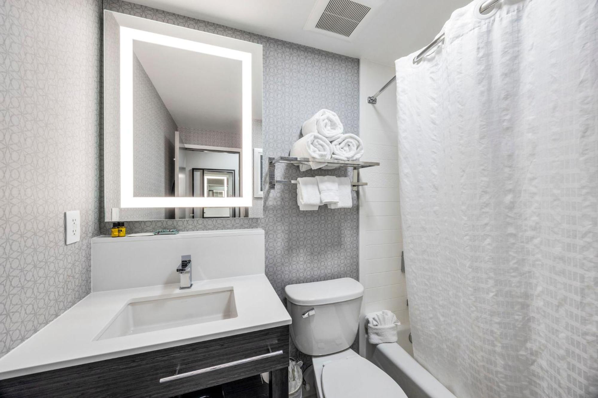 Best Western Downtown Plus Music Row Нэшвилл Экстерьер фото