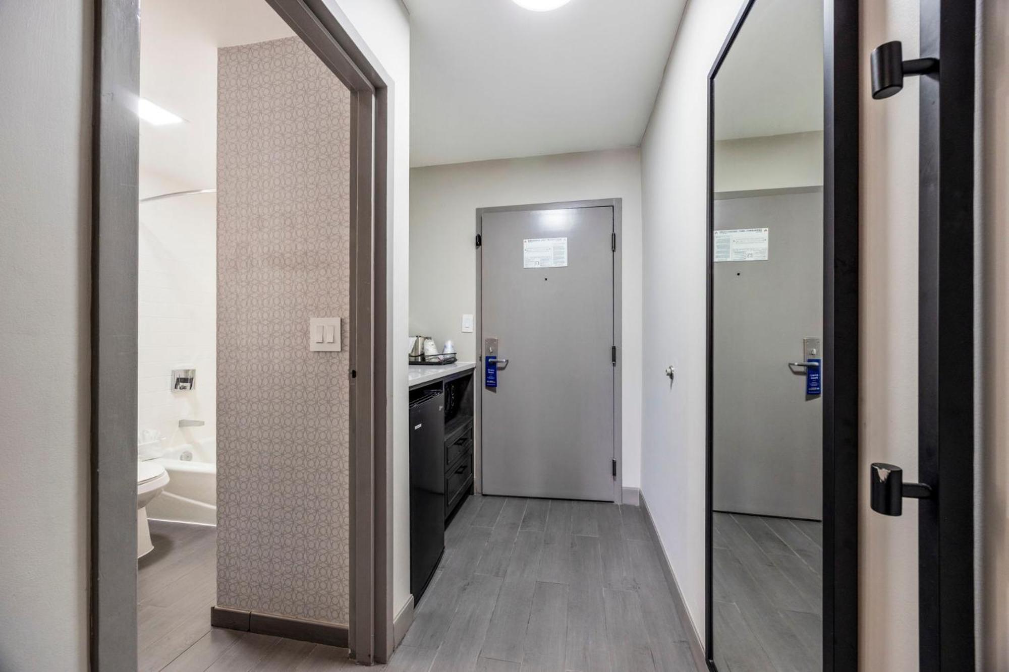 Best Western Downtown Plus Music Row Нэшвилл Экстерьер фото