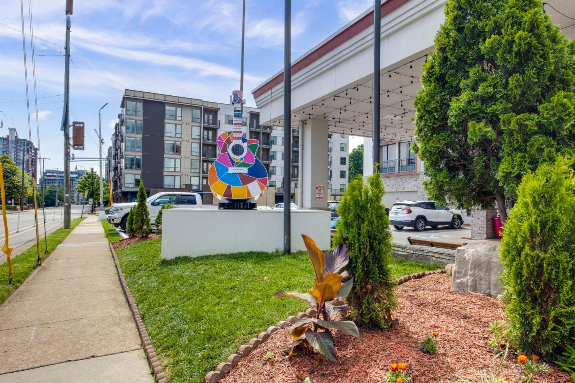 Best Western Downtown Plus Music Row Нэшвилл Экстерьер фото