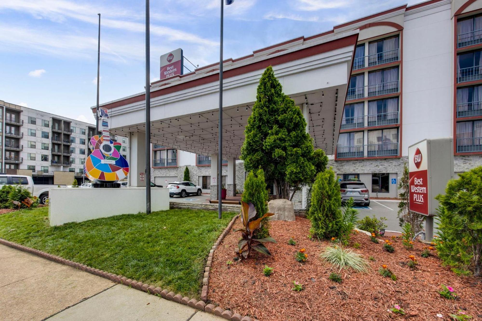 Best Western Downtown Plus Music Row Нэшвилл Экстерьер фото