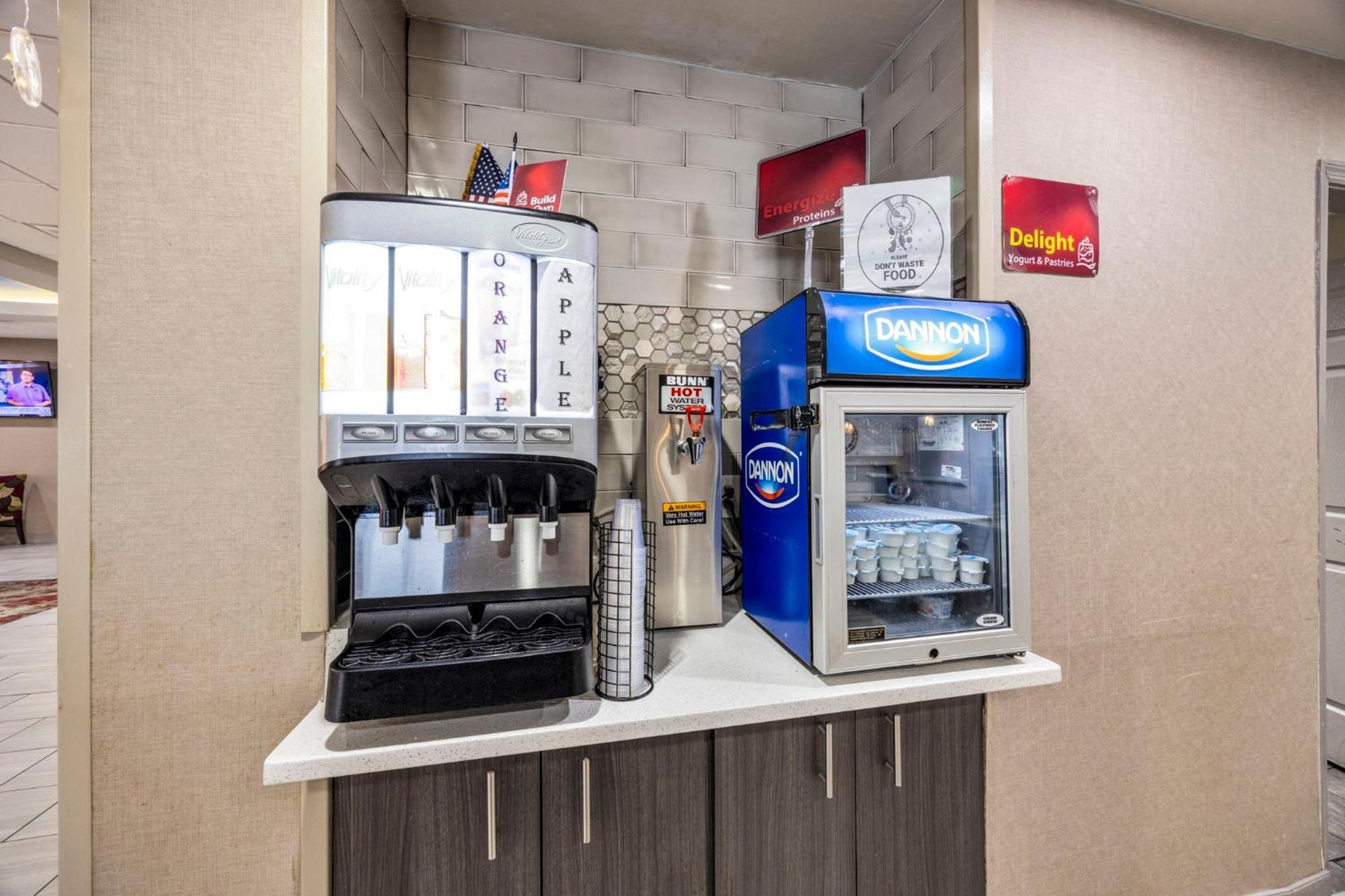 Best Western Downtown Plus Music Row Нэшвилл Экстерьер фото